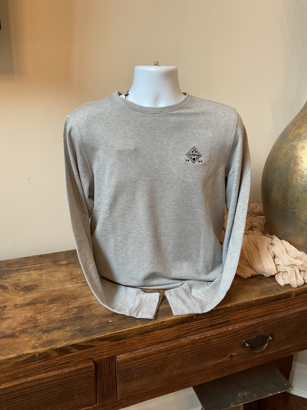 Harlestons Summit AUC Crewneck