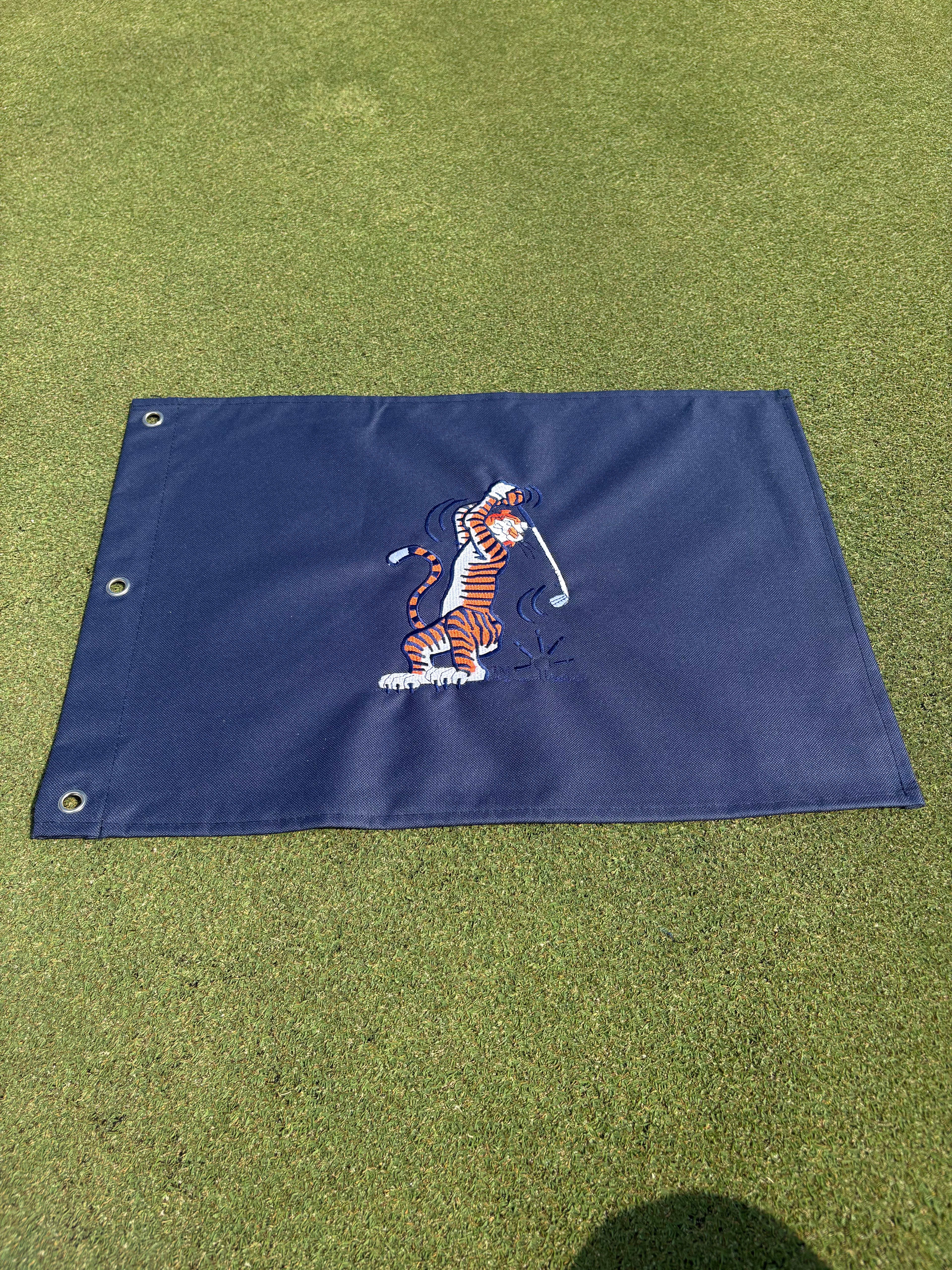 Winston Swingin’ Aubie Flag