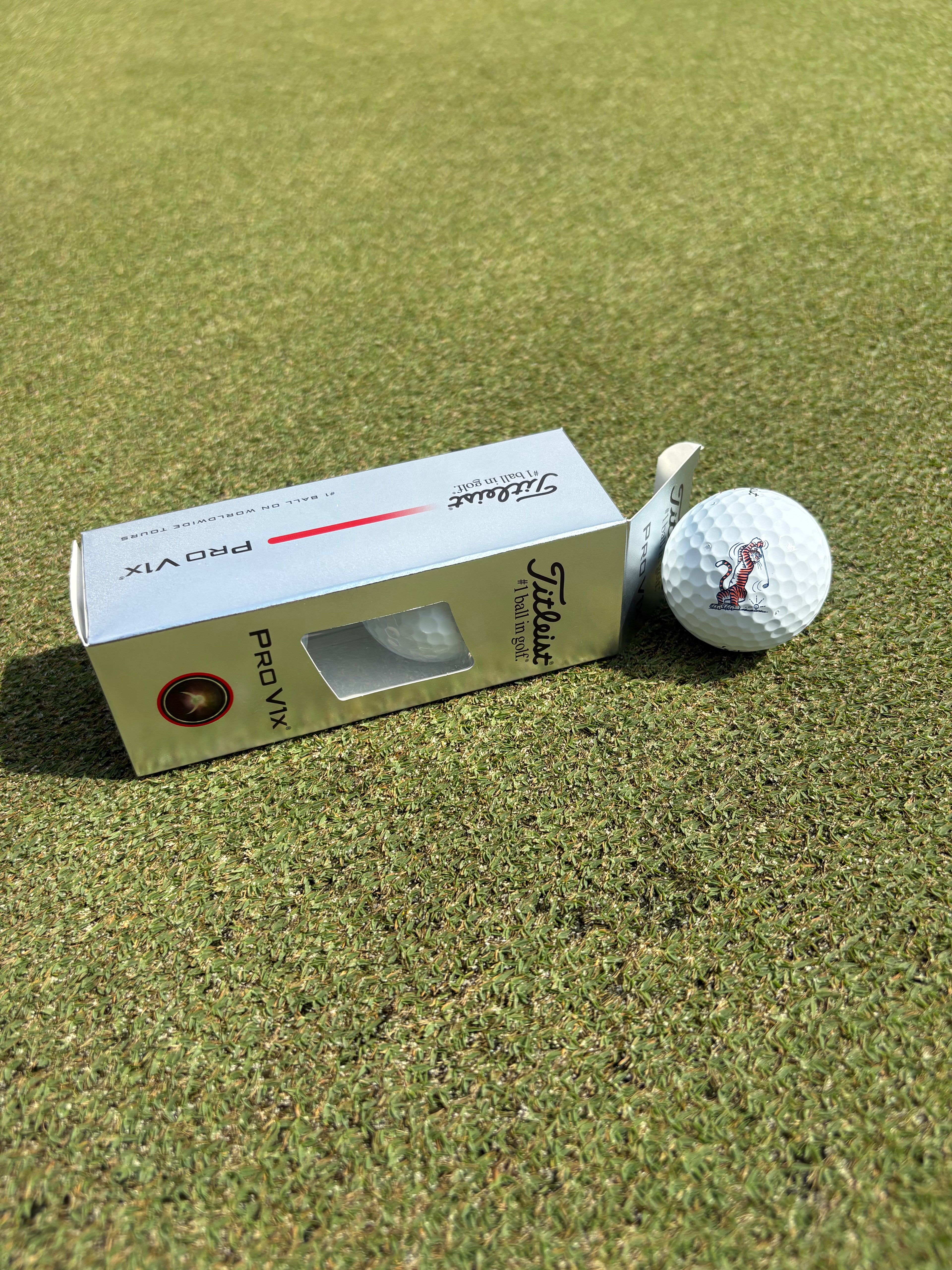 Titleist Swingin Aubie ProV1/ProV1x Sleeve