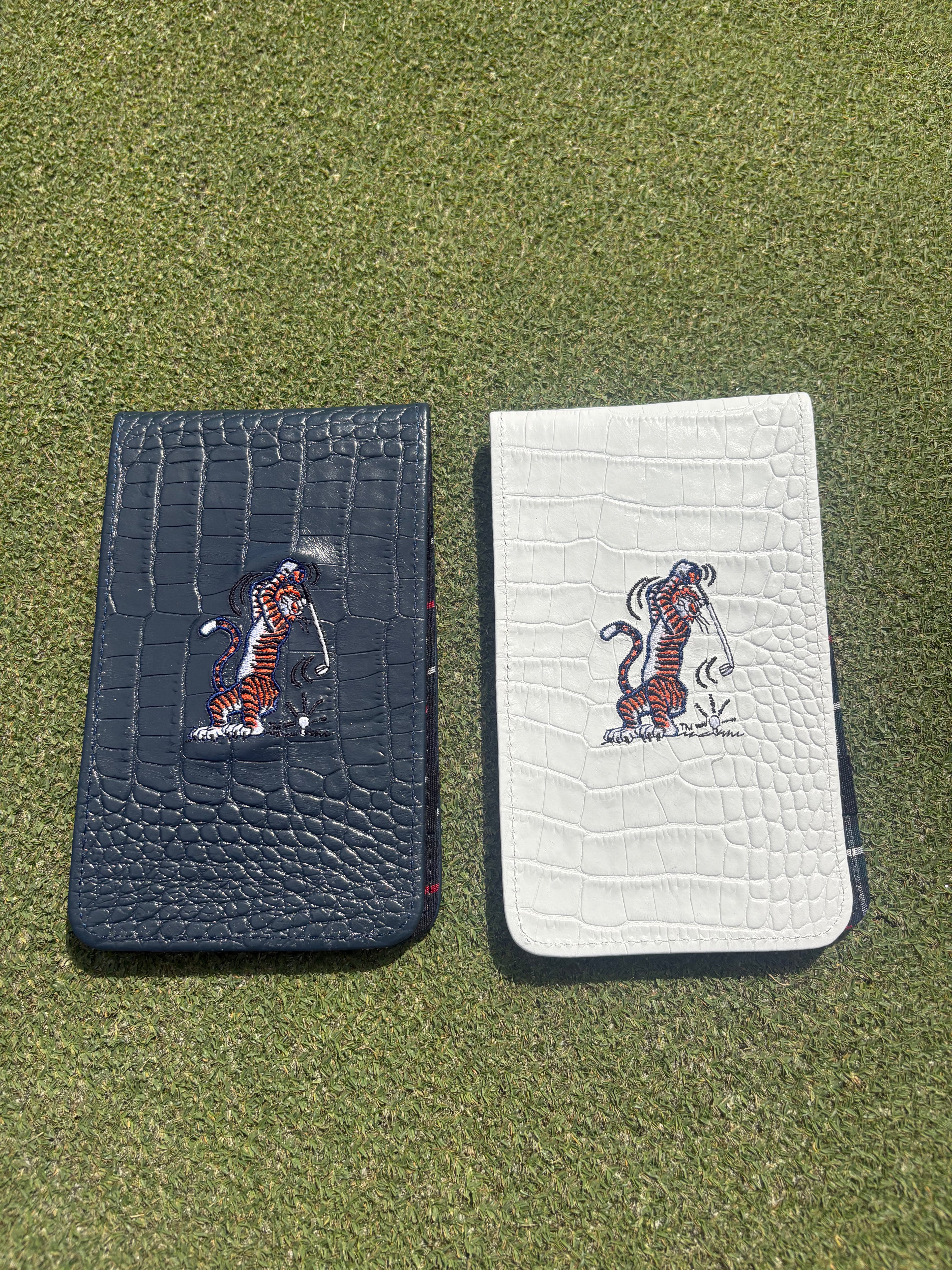 Winston Collection Swingin’ Aubie Yardage Book Cover