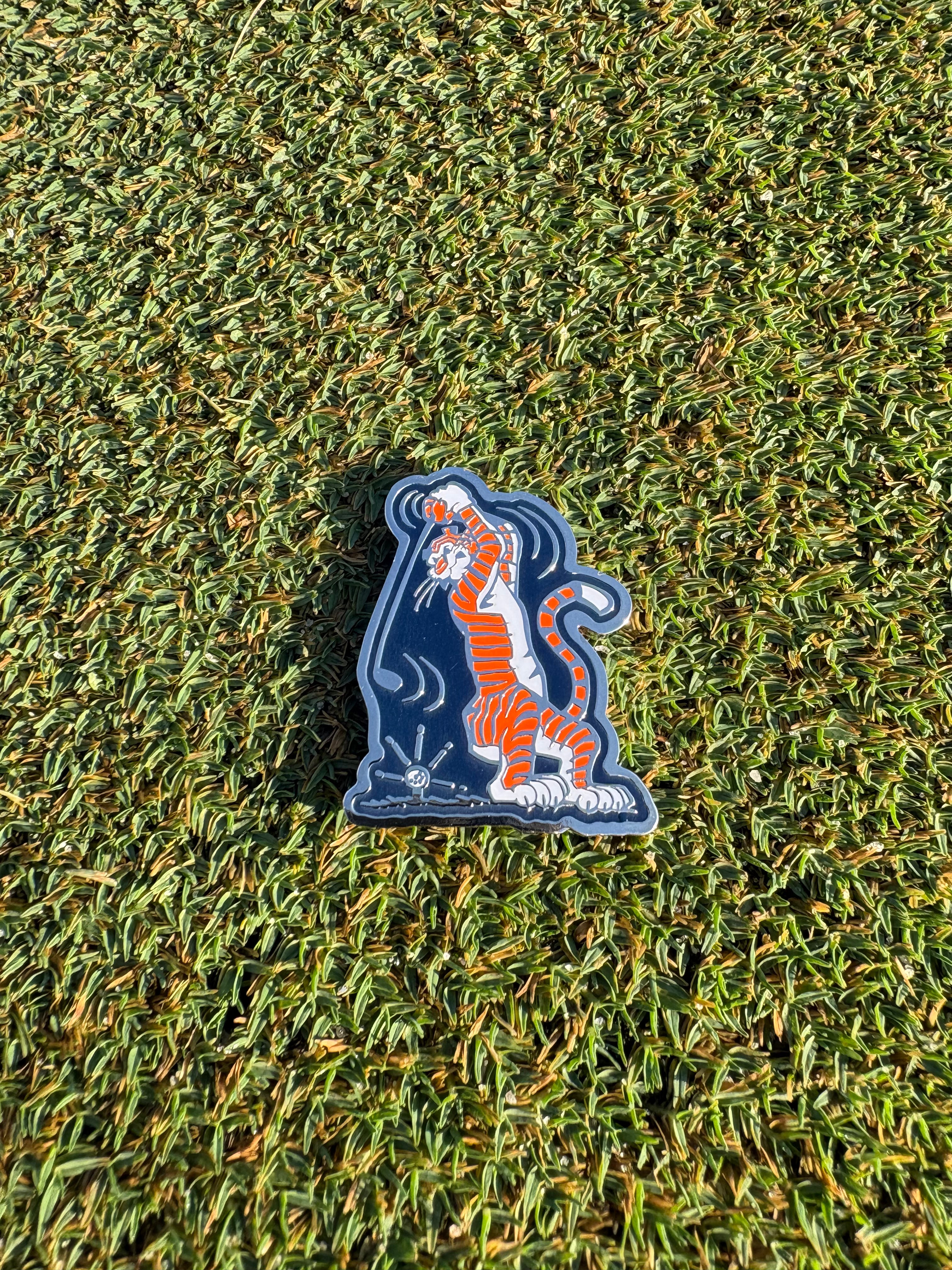 PRG Swingin’ Aubie Ball Marker
