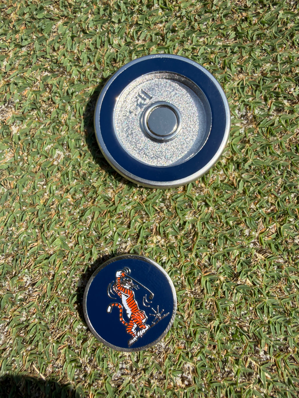 PRG Nickel Swingin’ Aubie Reversible Ball Marker